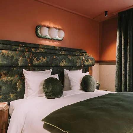 1.75 Paris La Treve Hotel Exterior photo